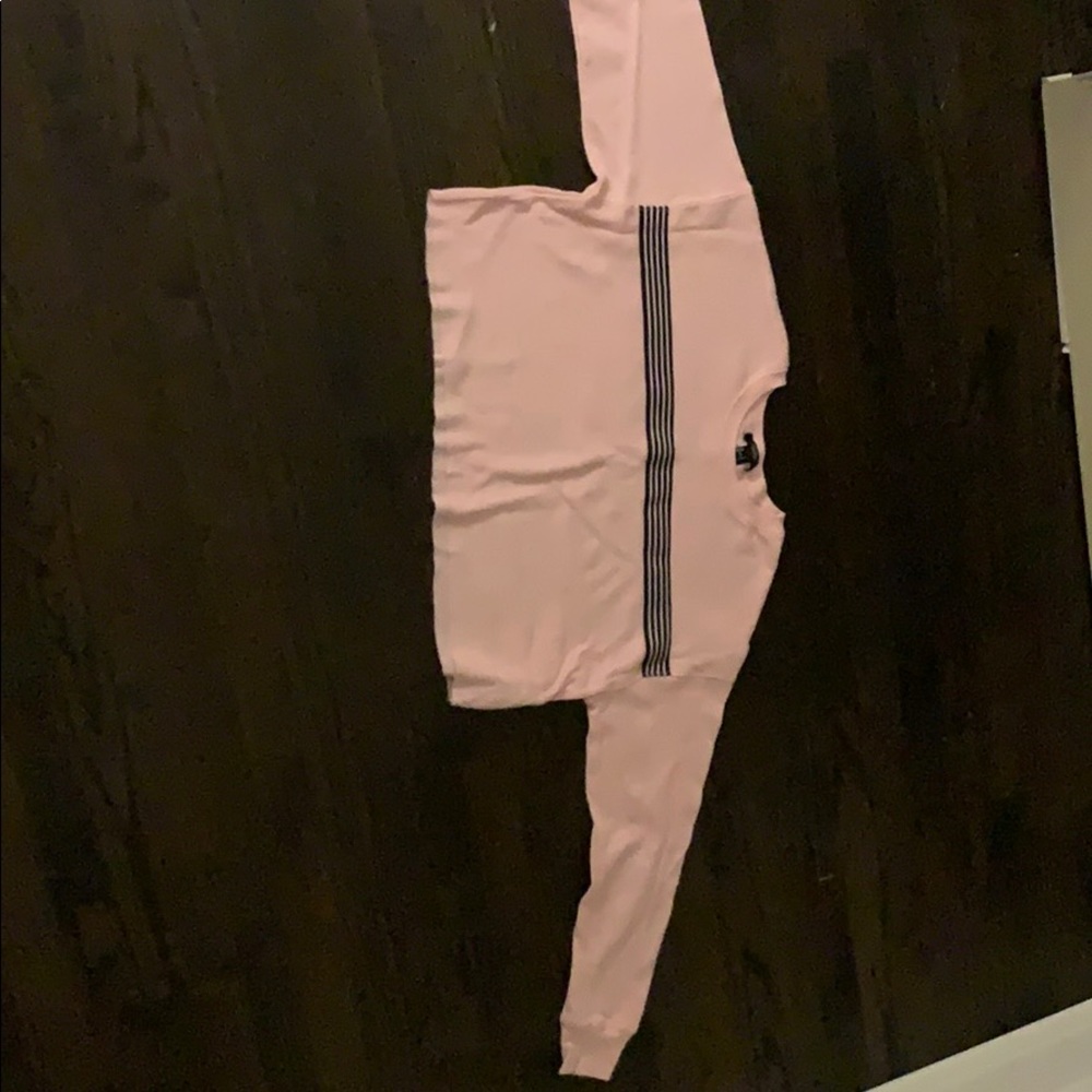 Comfy, cropped pink long sleeve